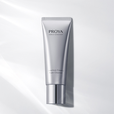 赏金国际臻妍焕采奢养洁颜霜